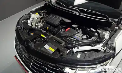 Renault QM6 2024 2.0 Автомат в Москве № 586140, миниатюра 6