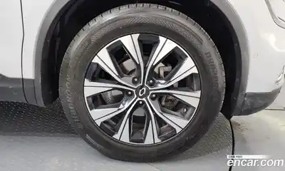 Renault QM6 2023 2.0 Автомат в Москве № 586482, миниатюра 5