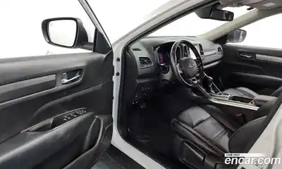 Renault QM6 2023 2.0 Автомат в Москве № 586482, миниатюра 10