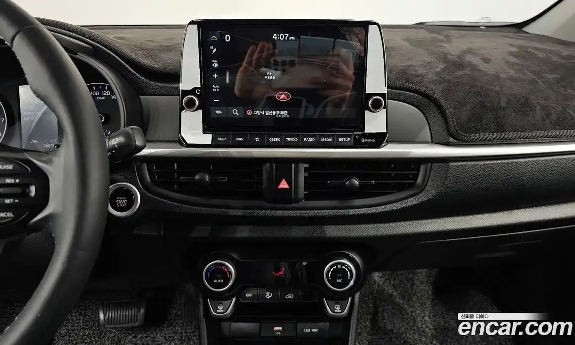 Kia Morning 2023 1.0 Автомат в Москве № 586535, фото 13