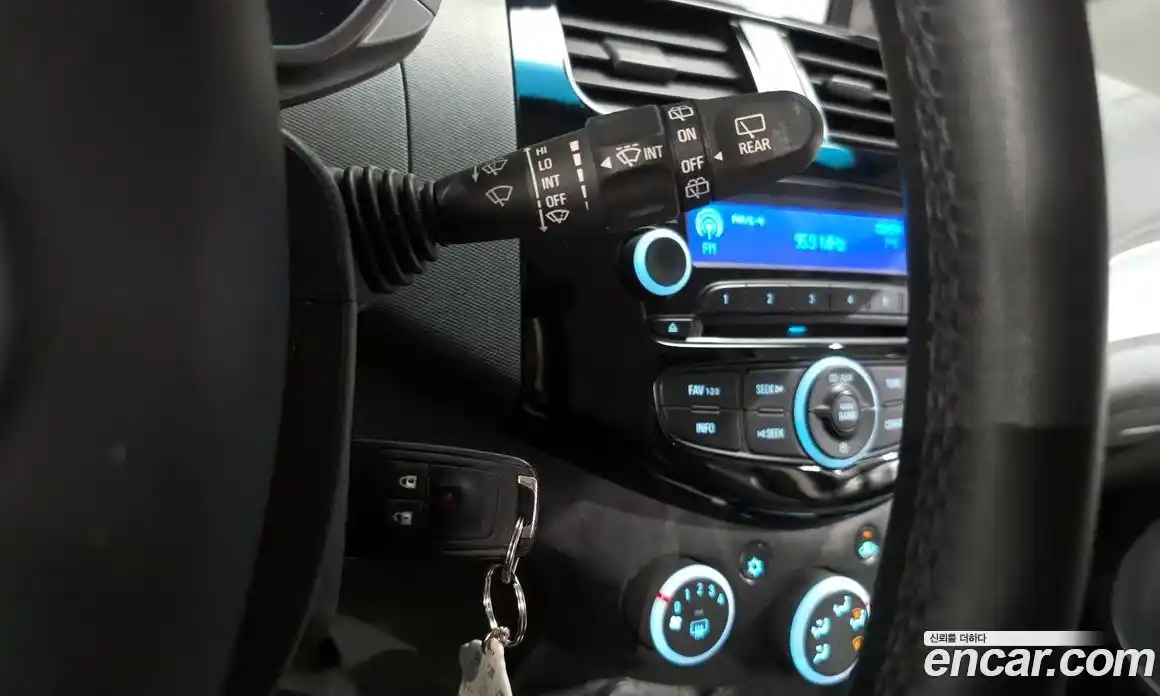 Chevrolet Spark 2015 1.0 Автомат в Москве № 586717, фото 18