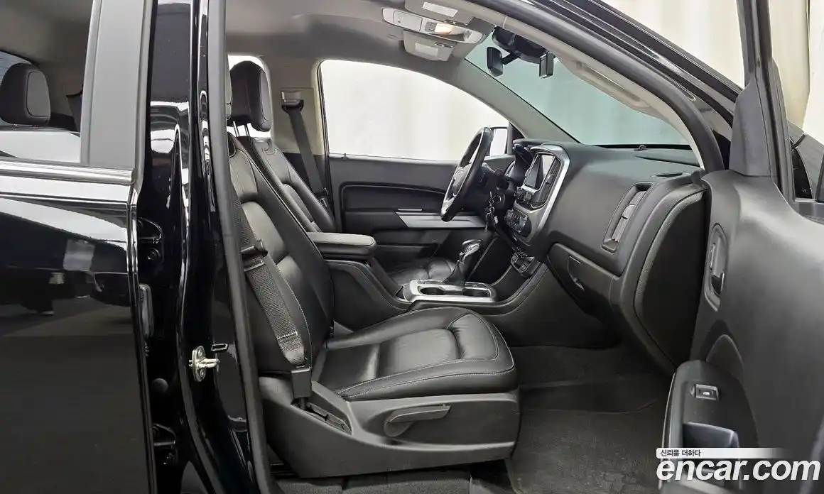 Chevrolet Colorado 2022 3.6 Автомат в Москве № 586853, фото 11