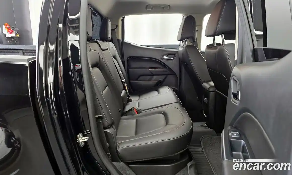 Chevrolet Colorado 2022 3.6 Автомат в Москве № 586853, фото 12