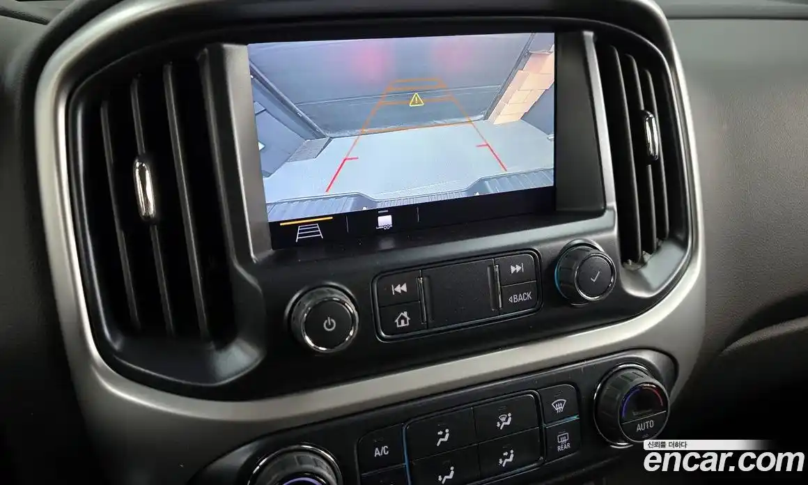 Chevrolet Colorado 2022 3.6 Автомат в Москве № 586853, фото 15