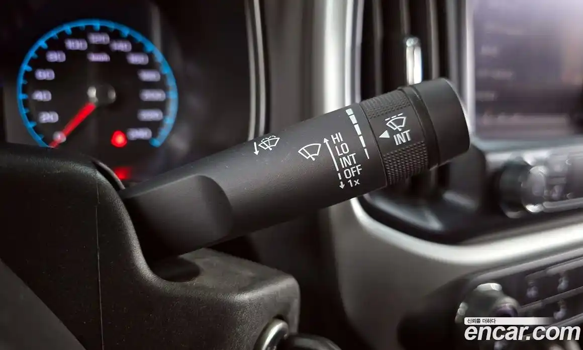 Chevrolet Colorado 2022 3.6 Автомат в Москве № 586853, фото 17