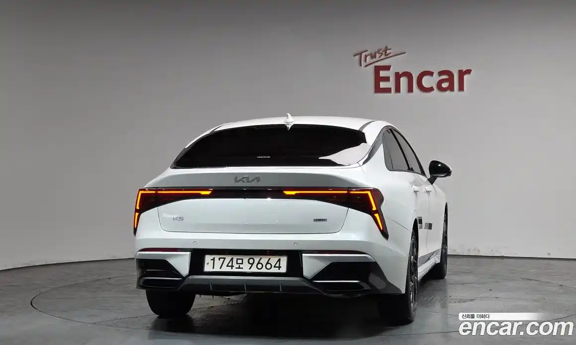 Kia K5 2024 2.0 Автомат в Москве № 586984, фото 3