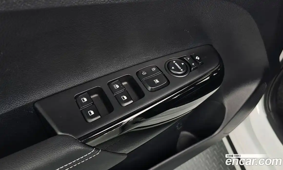 Kia Morning 2023 1.0 Автомат в Москве № 587103, фото 17