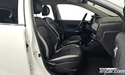 Kia Morning 2023 1.0 Автомат в Москве № 587103, миниатюра 10