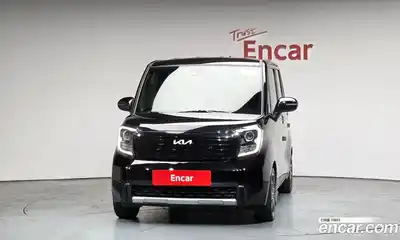 Kia Ray 2023 1.0 Автомат в Москве № 587131, миниатюра 2