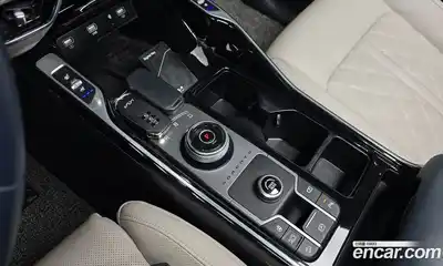 Kia Sorento 2023 1.6 Автомат в Москве № 587167, миниатюра 9