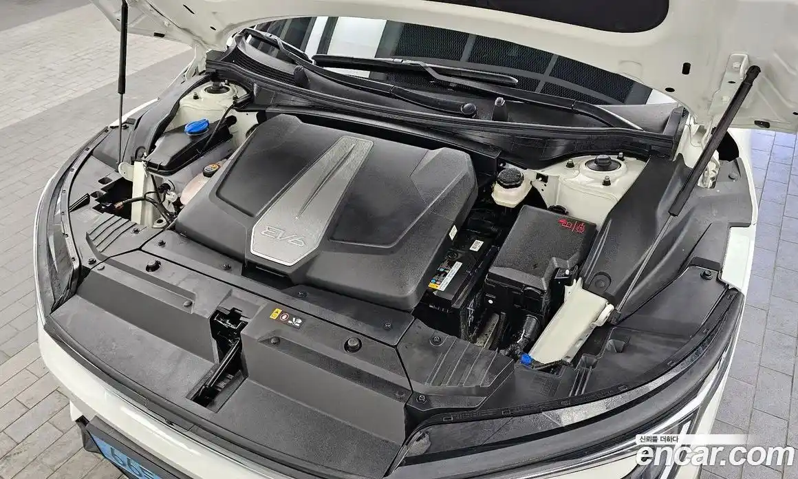 Kia EV6 2025 0.1 Автомат в Москве № 587171, фото 6