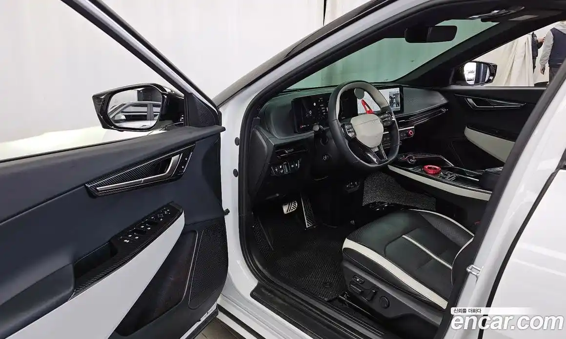 Kia EV6 2025 0.1 Автомат в Москве № 587171, фото 10