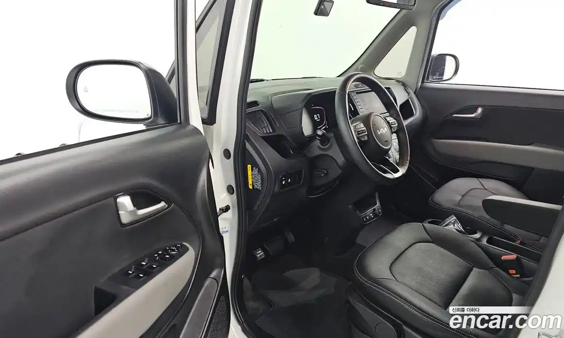 Kia Ray 2023 1.0 Автомат в Москве № 587215, фото 11