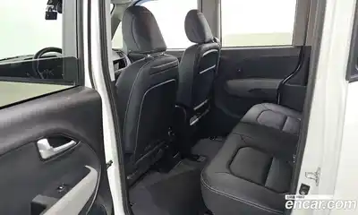 Kia Ray 2023 1.0 Автомат в Москве № 587215, миниатюра 12