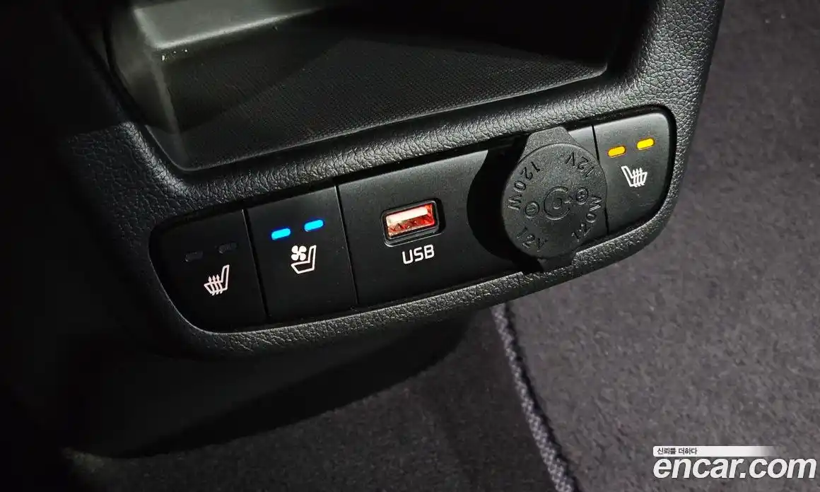 Kia Ray 2023 1.0 Автомат в Москве № 587215, фото 17