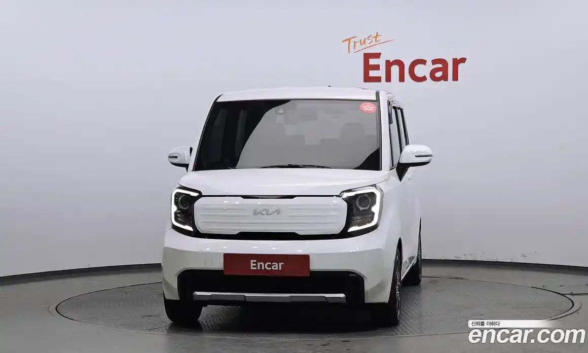 Kia Ray 2023 1.0 Автомат в Москве № 587215, фото 3