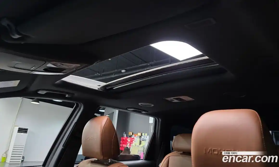 Kia Mohave 2024 3.0 Автомат в Москве № 587404, фото 17