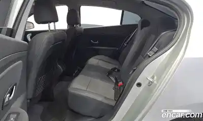 Renault SM3 2010 1.6 Автомат в Москве № 587952, миниатюра 11