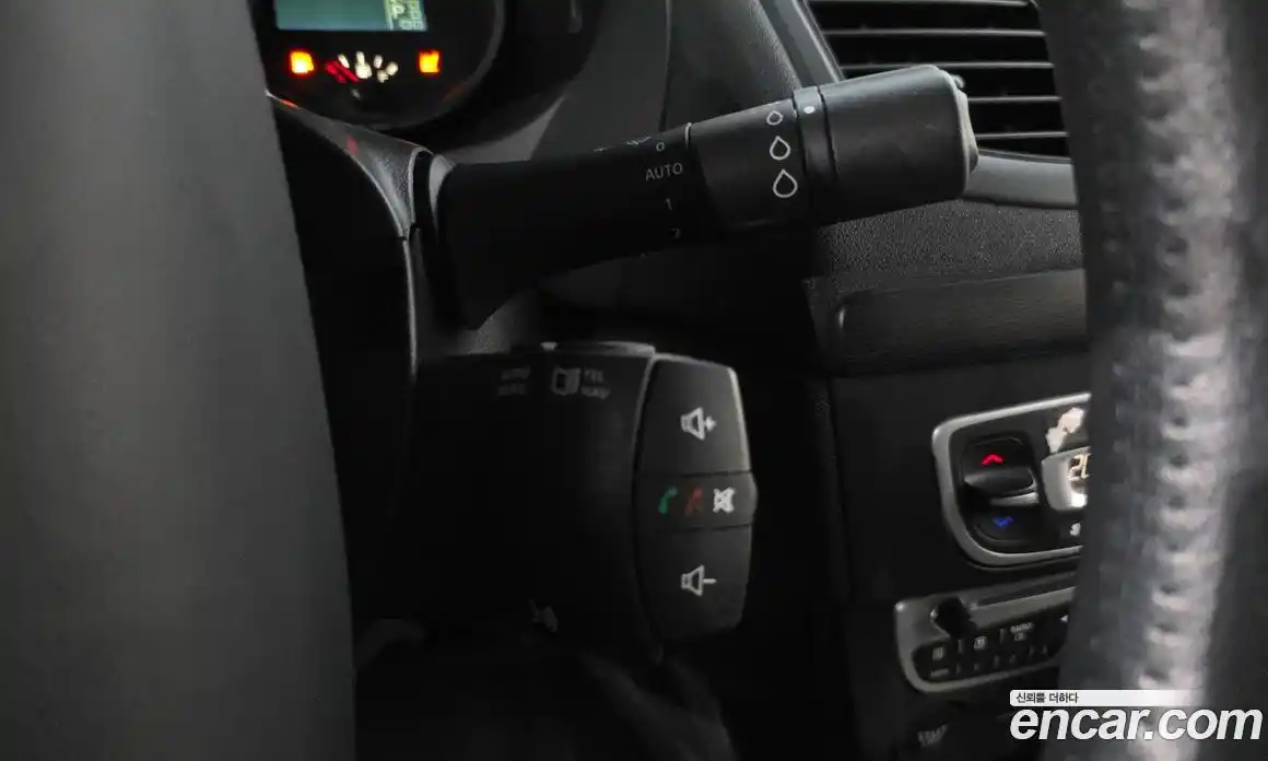 Renault SM3 2010 1.6 Автомат в Москве № 587952, фото 16