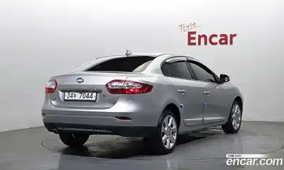 Renault SM3 2010 1.6 Автомат в Москве № 587952, миниатюра 2