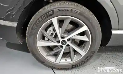 Genesis GV80 2025 2.5 Автомат в Москве № 588023, миниатюра 4