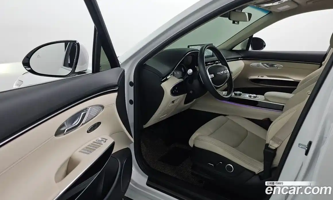 Genesis GV70 2023 2.5 Автомат в Москве № 588061, фото 11