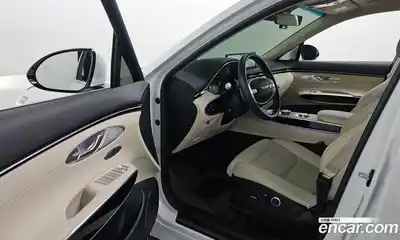 Genesis GV70 2023 2.5 Автомат в Москве № 588061, миниатюра 11