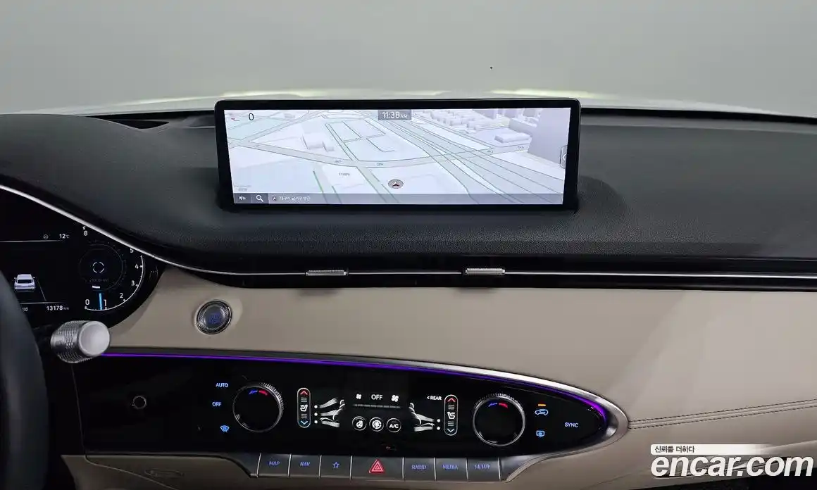 Genesis GV70 2023 2.5 Автомат в Москве № 588061, фото 15