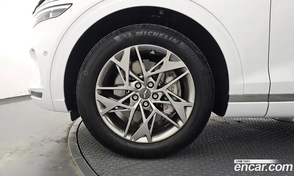 Genesis GV70 2023 2.5 Автомат в Москве № 588061, фото 5