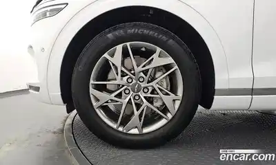 Genesis GV70 2023 2.5 Автомат в Москве № 588061, миниатюра 5