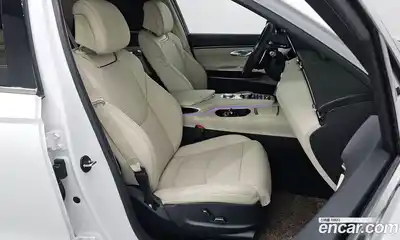 Genesis GV70 2023 2.5 Автомат в Москве № 588061, миниатюра 10