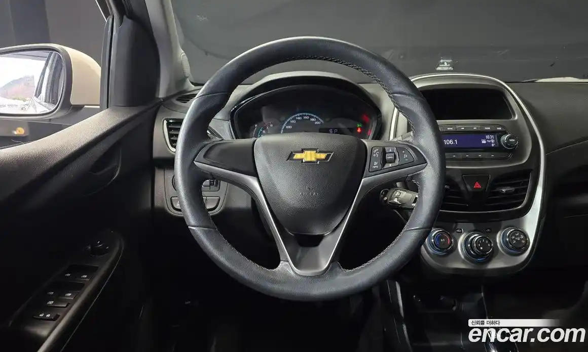 Chevrolet Spark 2017 1.0 Автомат в Москве № 588200, фото 14