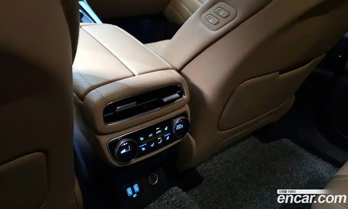 Genesis GV80 2022 2.5 Автомат в Москве № 588389, фото 18