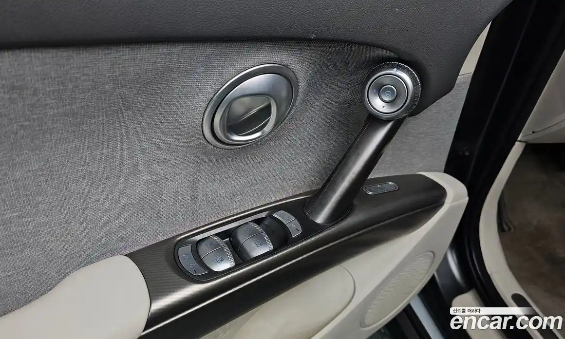 Genesis GV60 2022 0.1 Автомат в Москве № 588551, фото 17