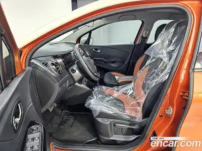 Renault QM3 2014 1.5 Автомат в Москве № 588559, миниатюра 8