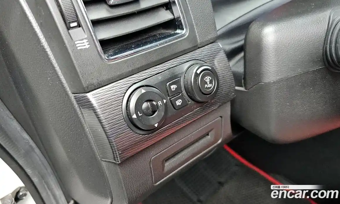 Chevrolet Captiva 2014 2.0 Автомат в Москве № 588869, фото 17