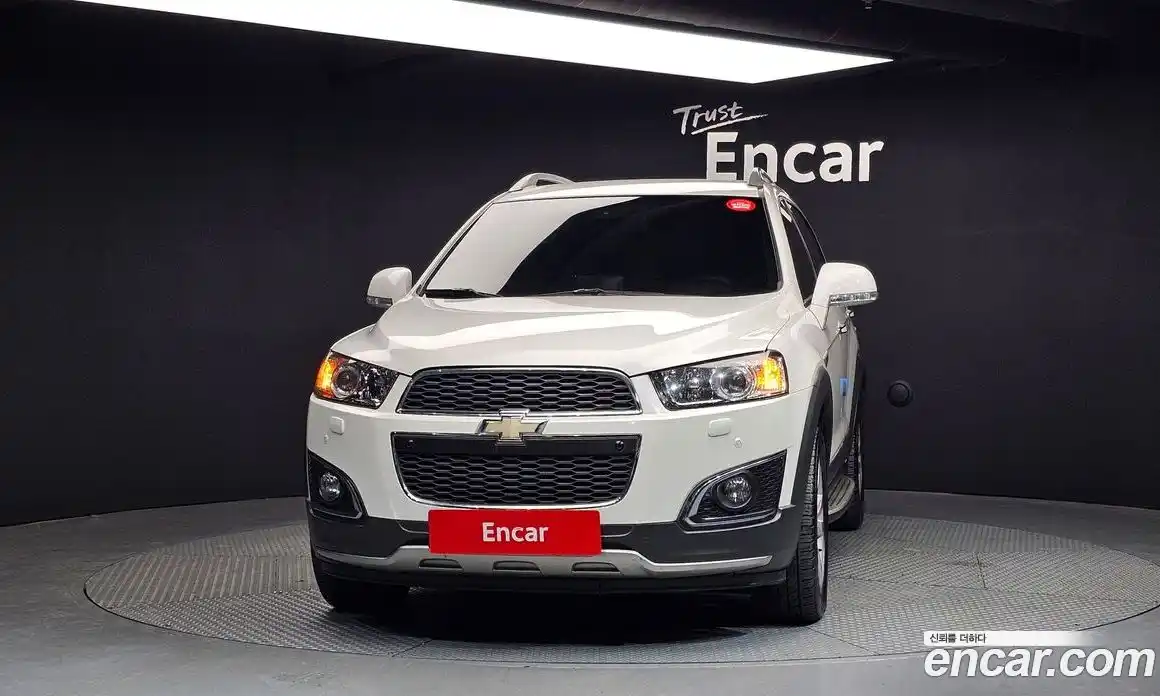 Chevrolet Captiva 2014 2.0 Автомат в Москве № 588869, фото 3