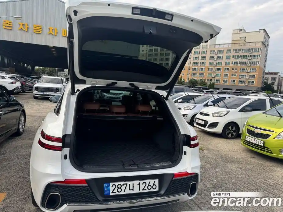 Genesis GV70 2023 2.5 Автомат в Москве № 58915, фото 18