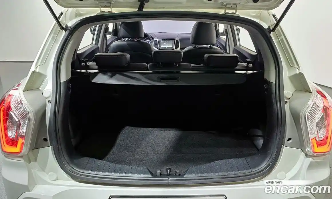 SsangYong TIBOLI 2016 1.6 Автомат в Москве № 589421, фото 20