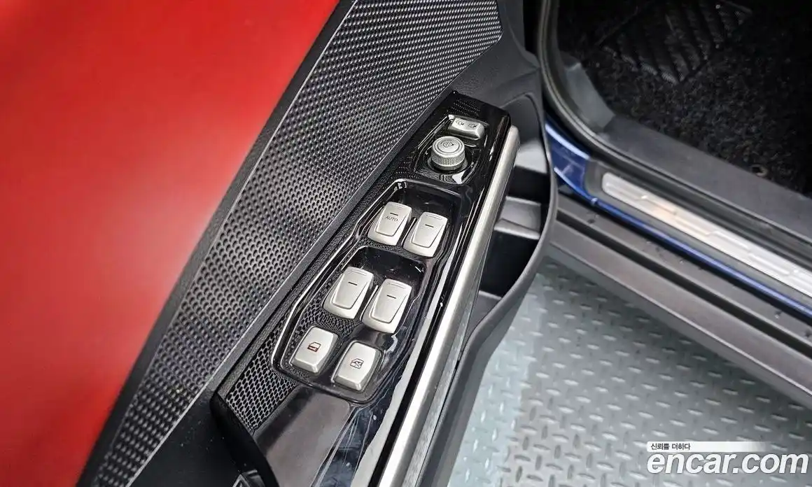 SsangYong TIBOLI 2015 1.6 Автомат в Москве № 589477, фото 17