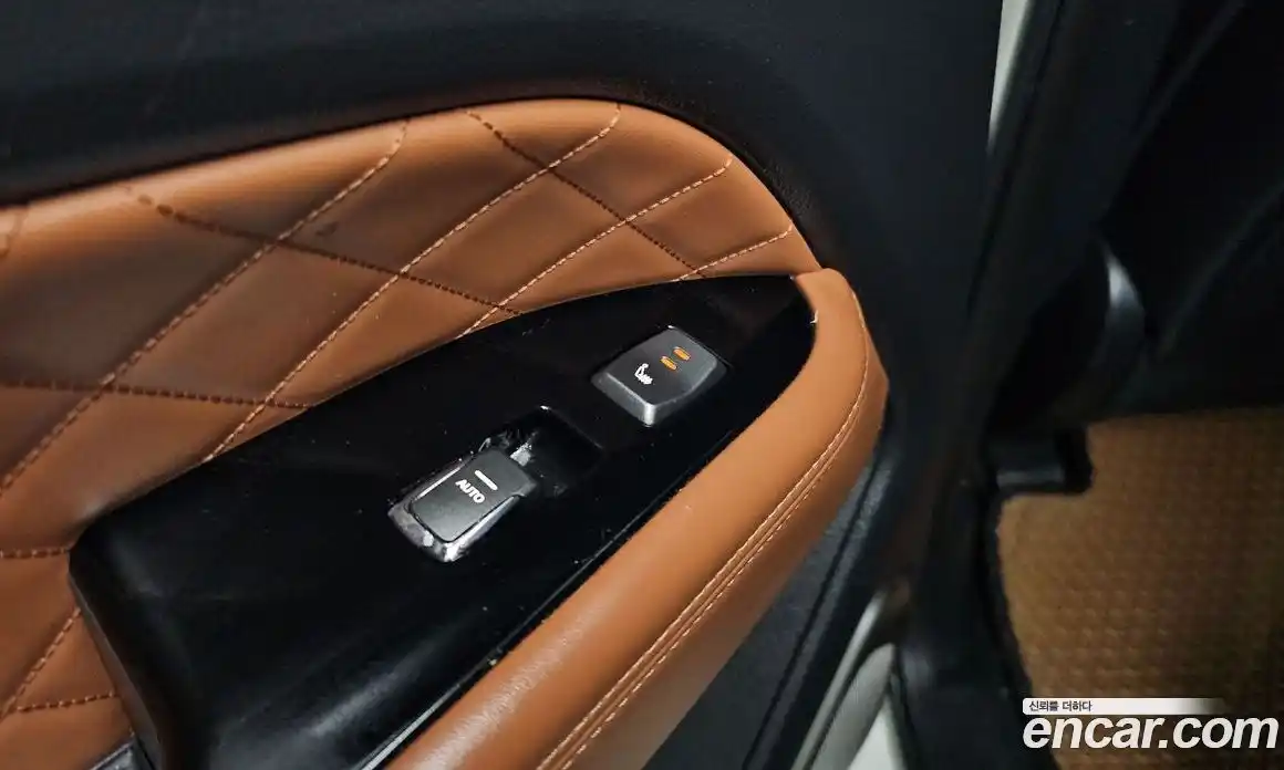 SsangYong Rexton 2018 2.2 Автомат в Москве № 589478, фото 18