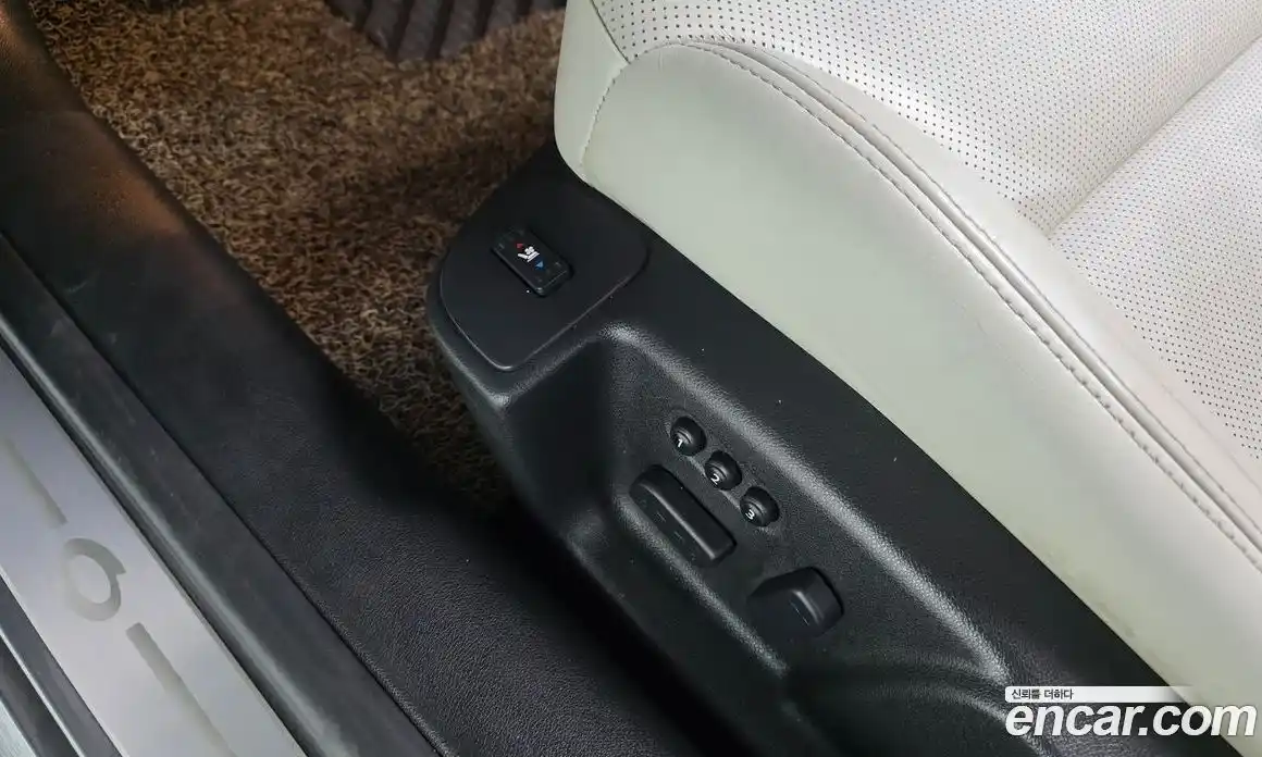 Renault SM7 2017 2.5 Автомат в Москве № 589503, фото 17