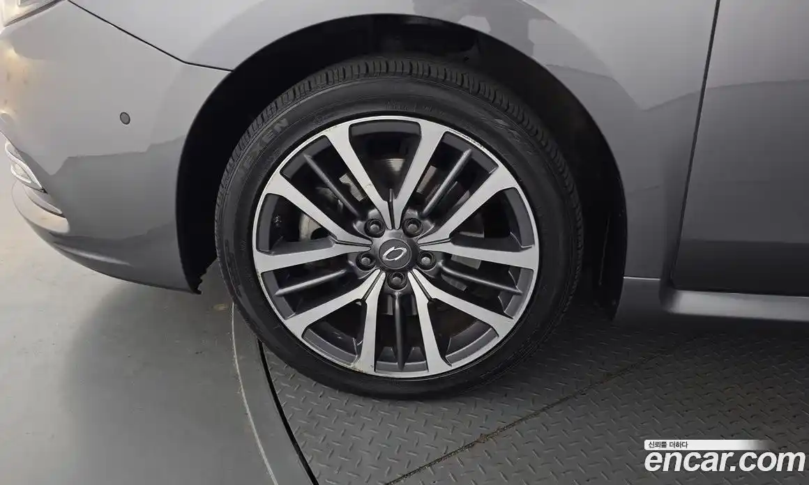 Renault SM7 2017 2.5 Автомат в Москве № 589503, фото 5