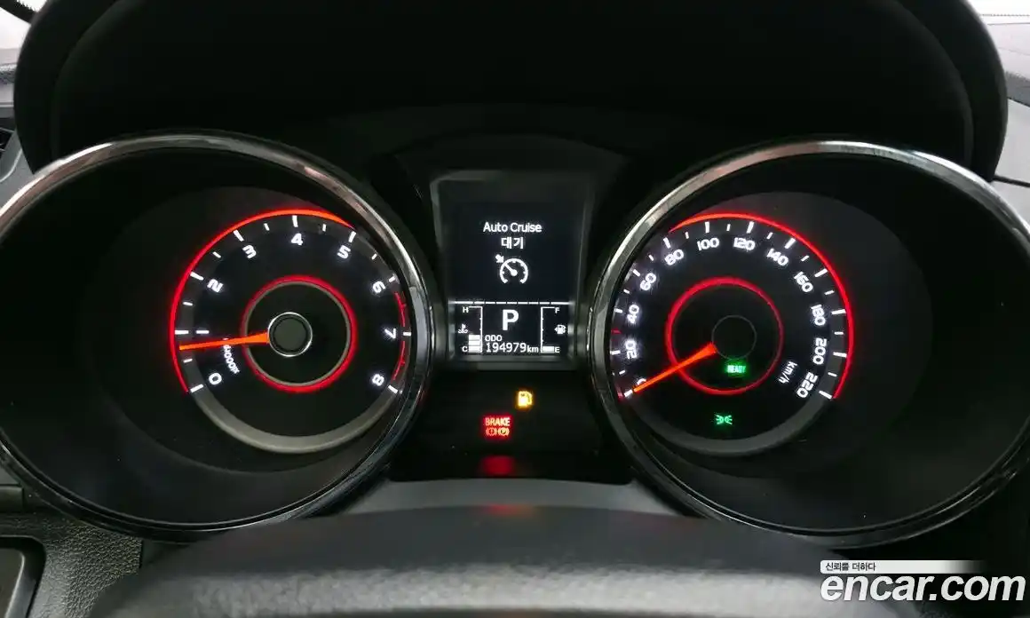 SsangYong TIBOLI 2018 1.6 Автомат в Москве № 589563, фото 8