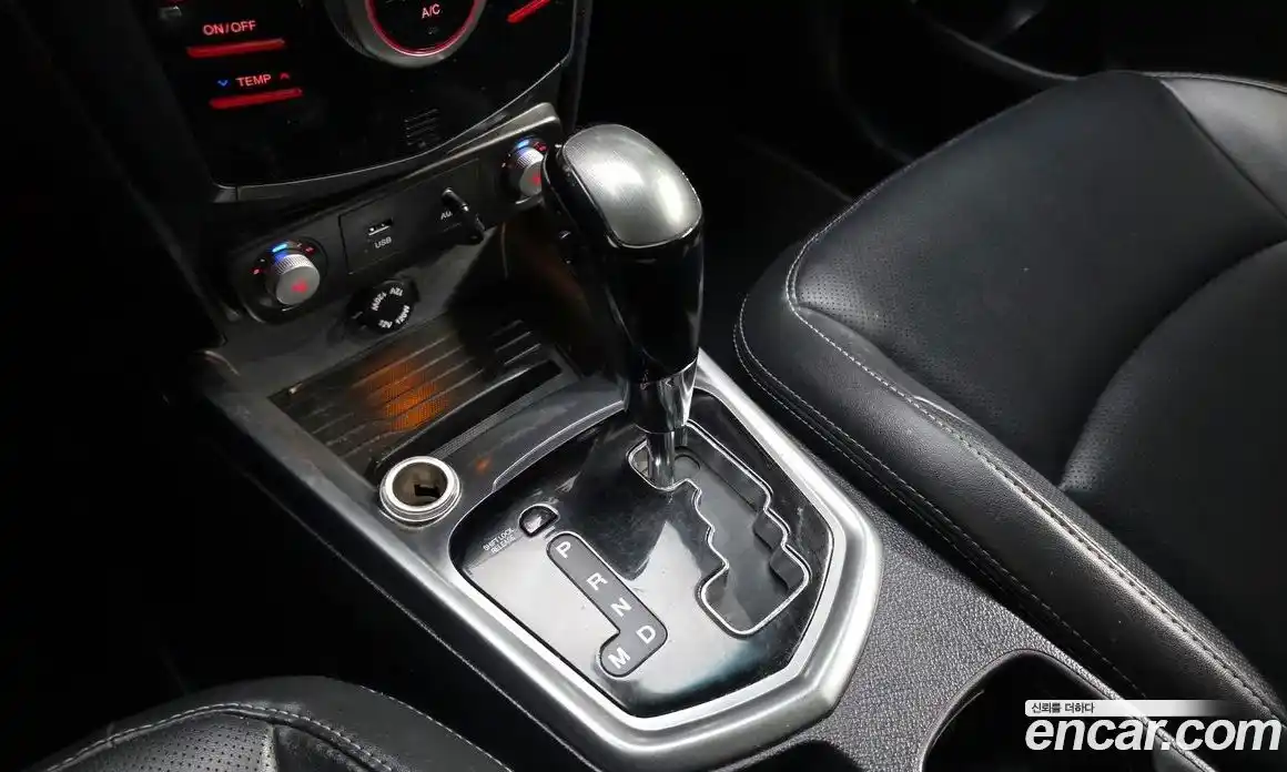 SsangYong TIBOLI 2018 1.6 Автомат в Москве № 589563, фото 9