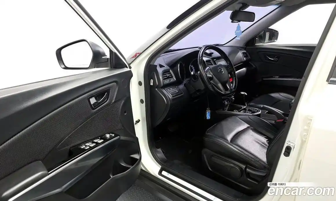 SsangYong TIBOLI 2018 1.6 Автомат в Москве № 589563, фото 10