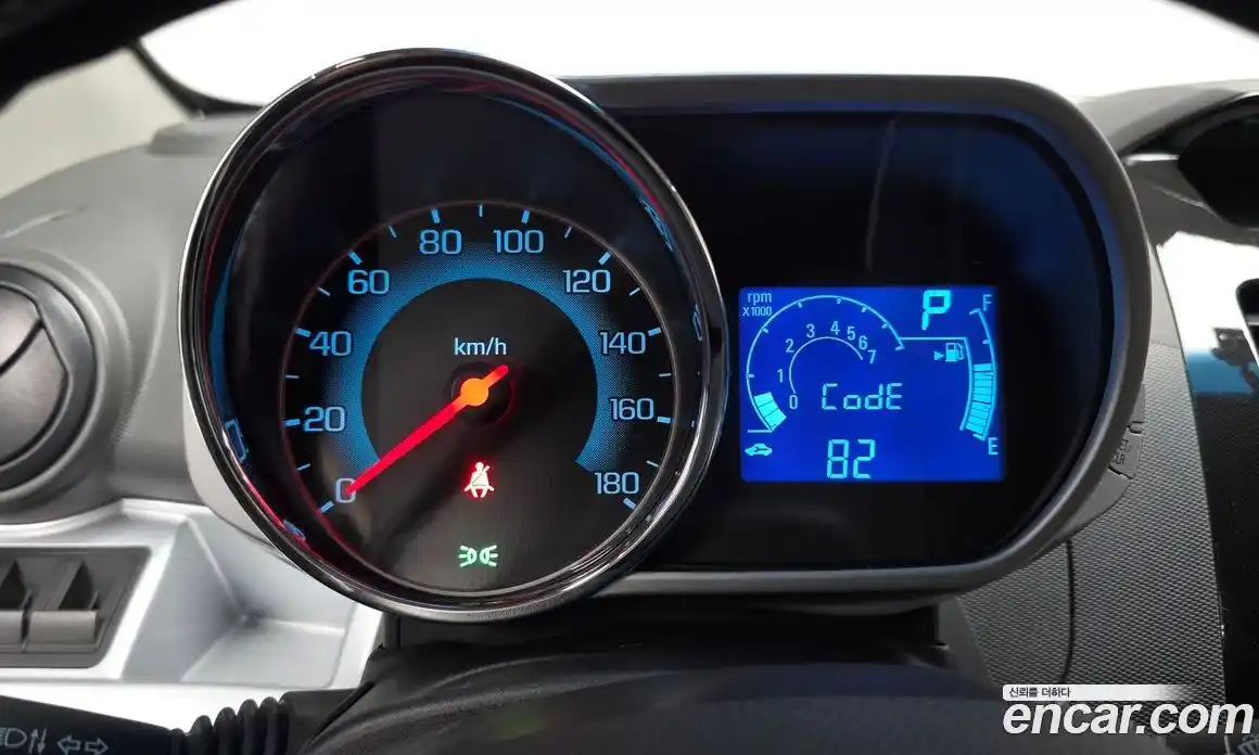 Chevrolet Spark 2014 1.0 Автомат в Москве № 589776, фото 8