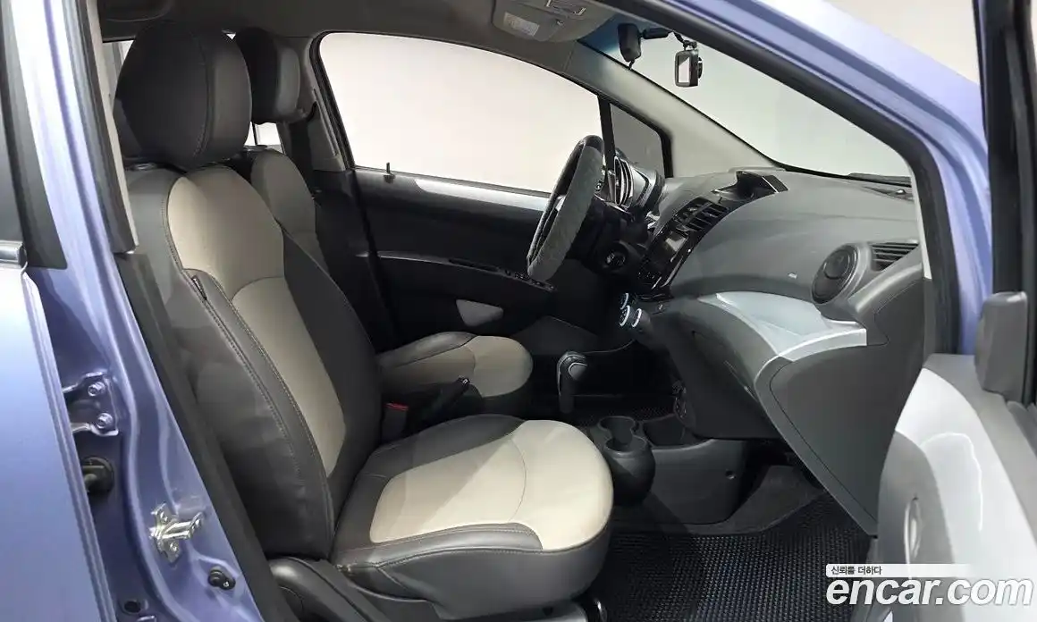 Chevrolet Spark 2014 1.0 Автомат в Москве № 589776, фото 10