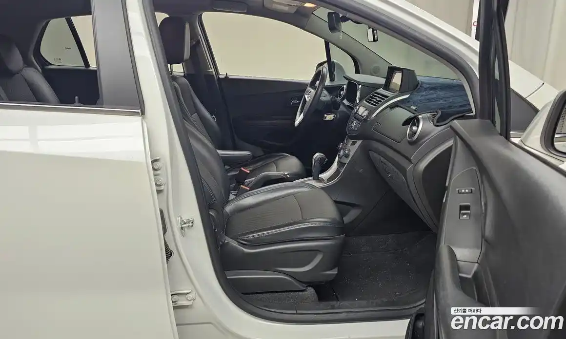 Chevrolet Trax 2016 1.4 Автомат в Москве № 589911, фото 11