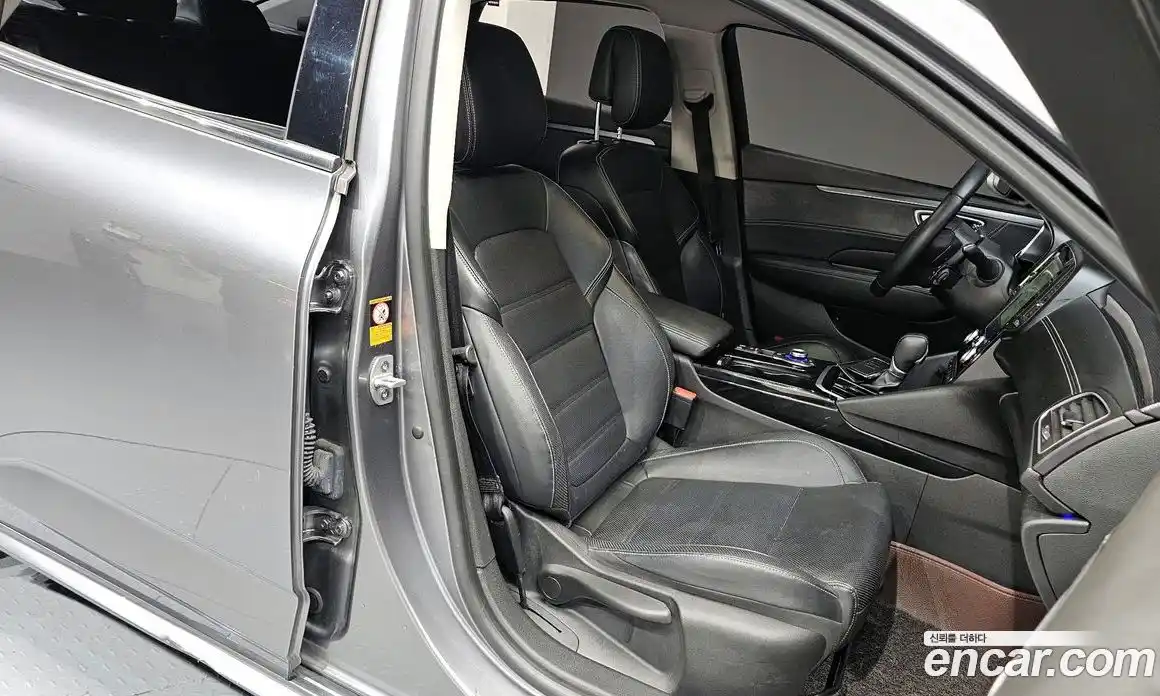 Renault SM6 2016 1.5 Автомат в Москве № 590132, фото 12